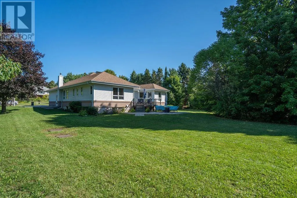 63 Mount Pleasant CT