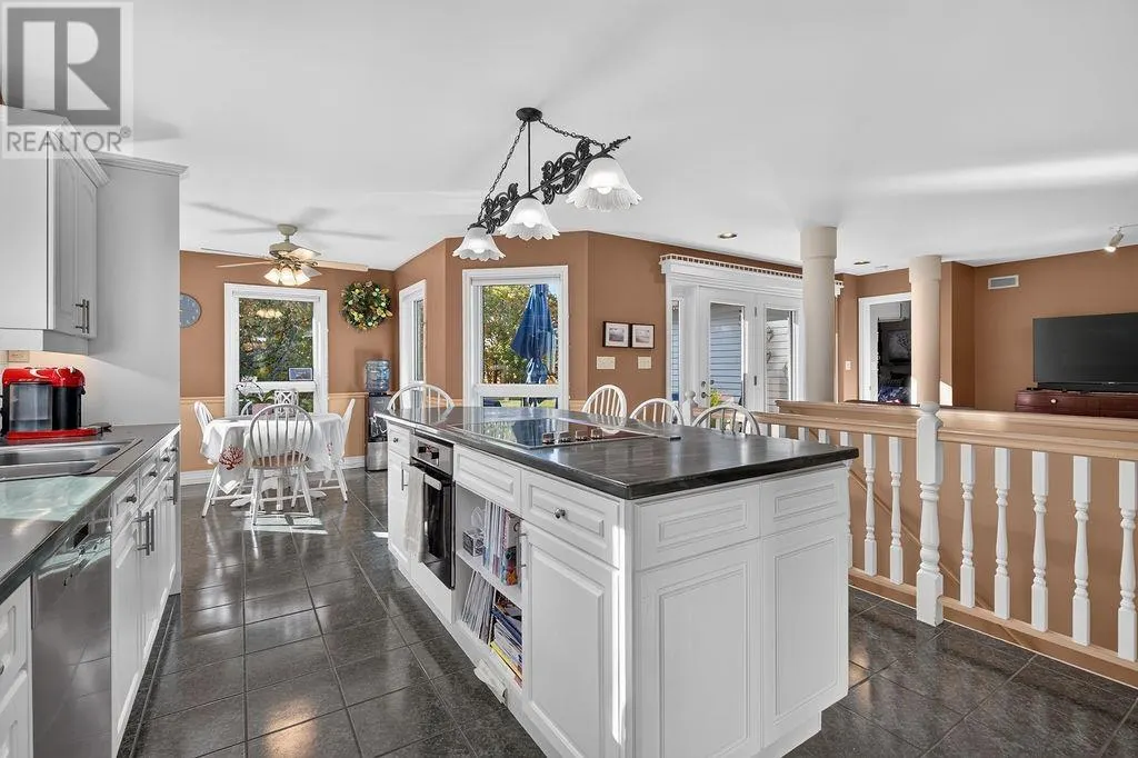 63 Mount Pleasant CT