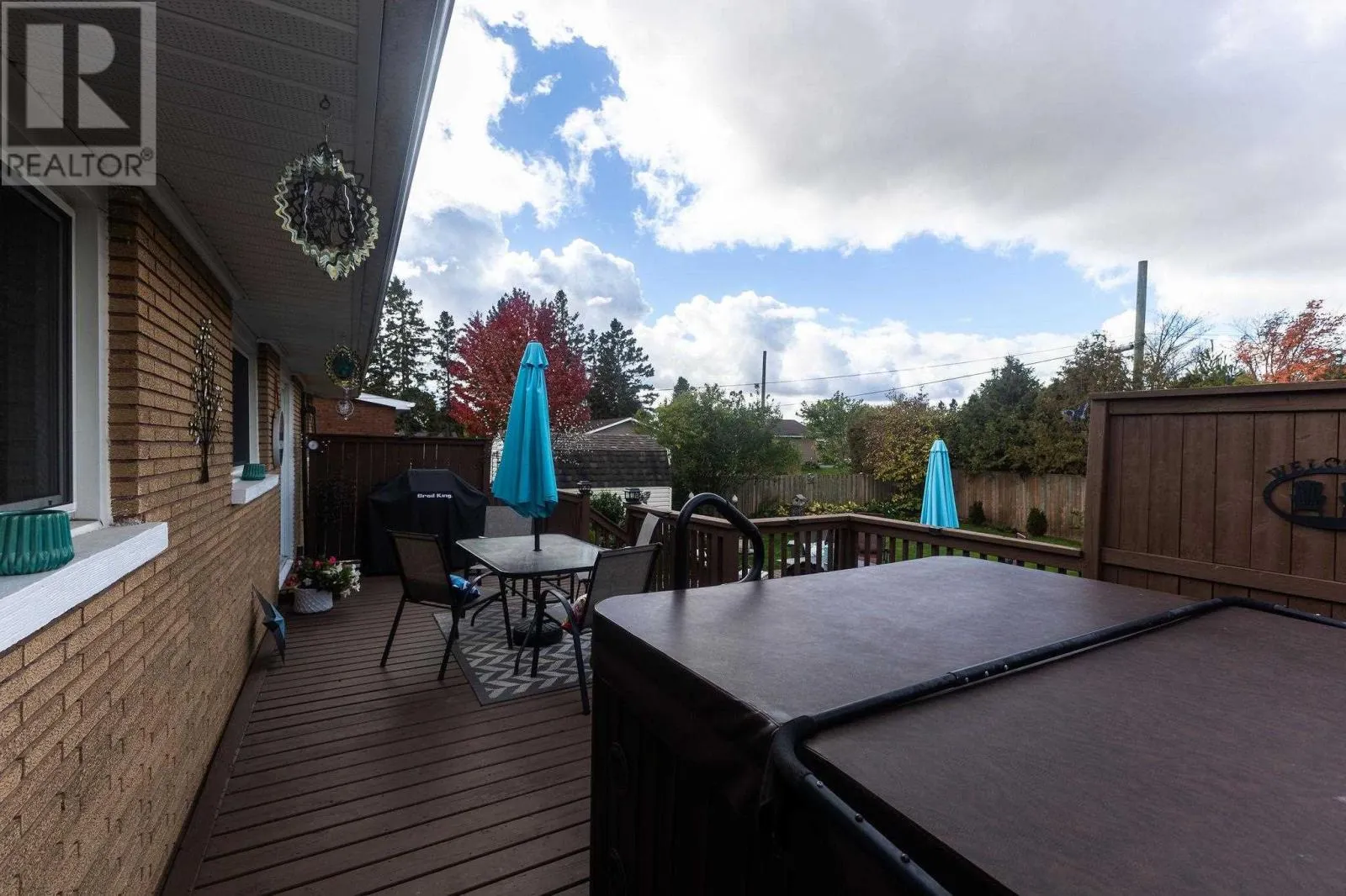 29 Routledge AVE