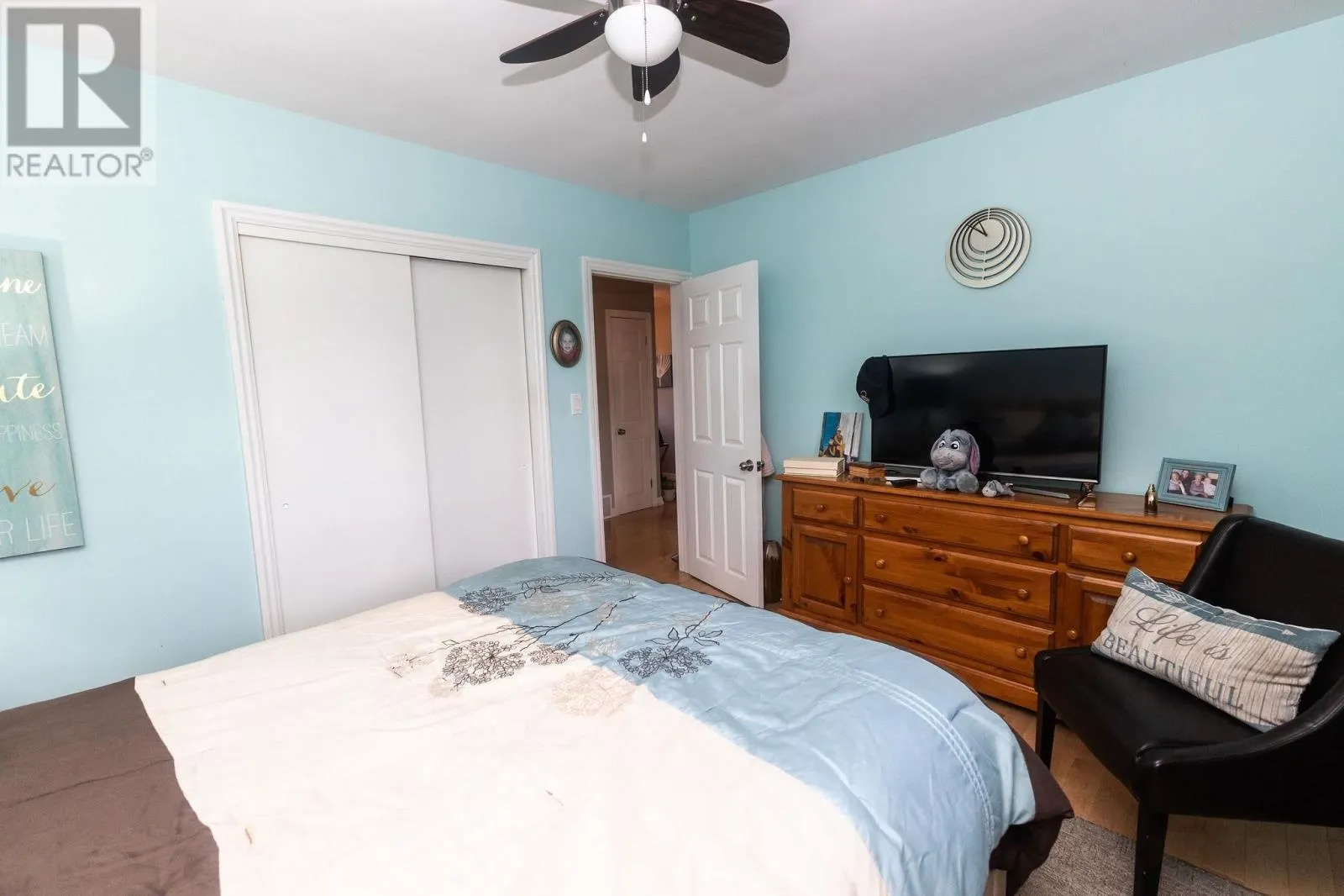 29 Routledge AVE