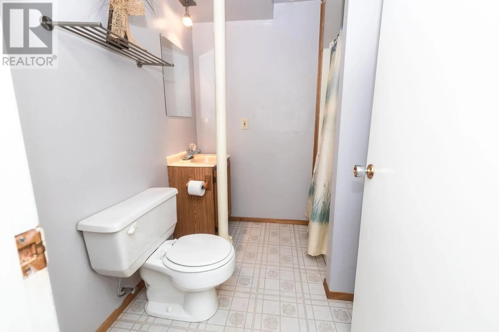 29 Routledge AVE