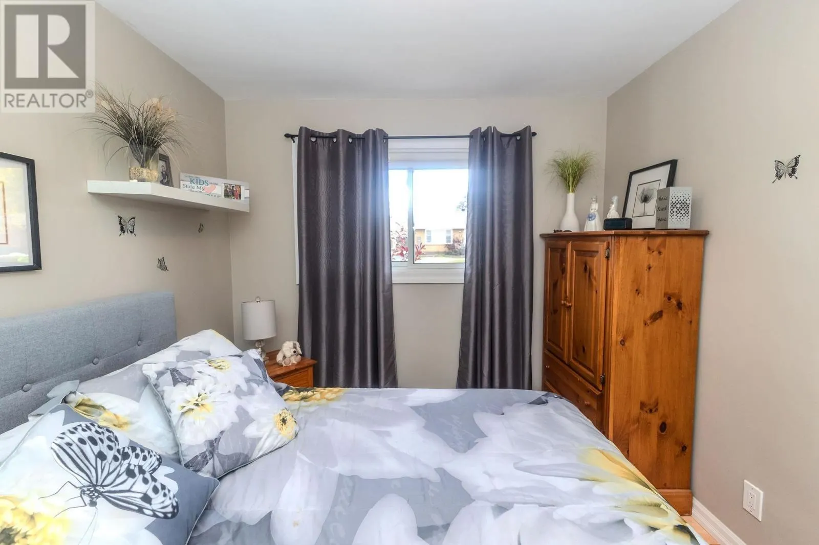 29 Routledge AVE
