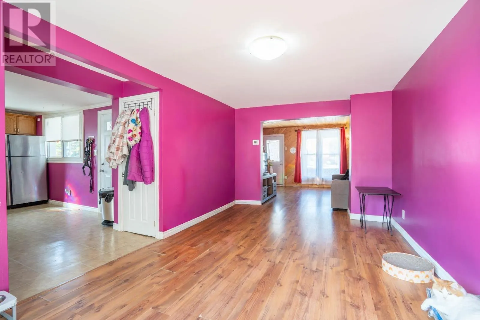 332 Bruce ST