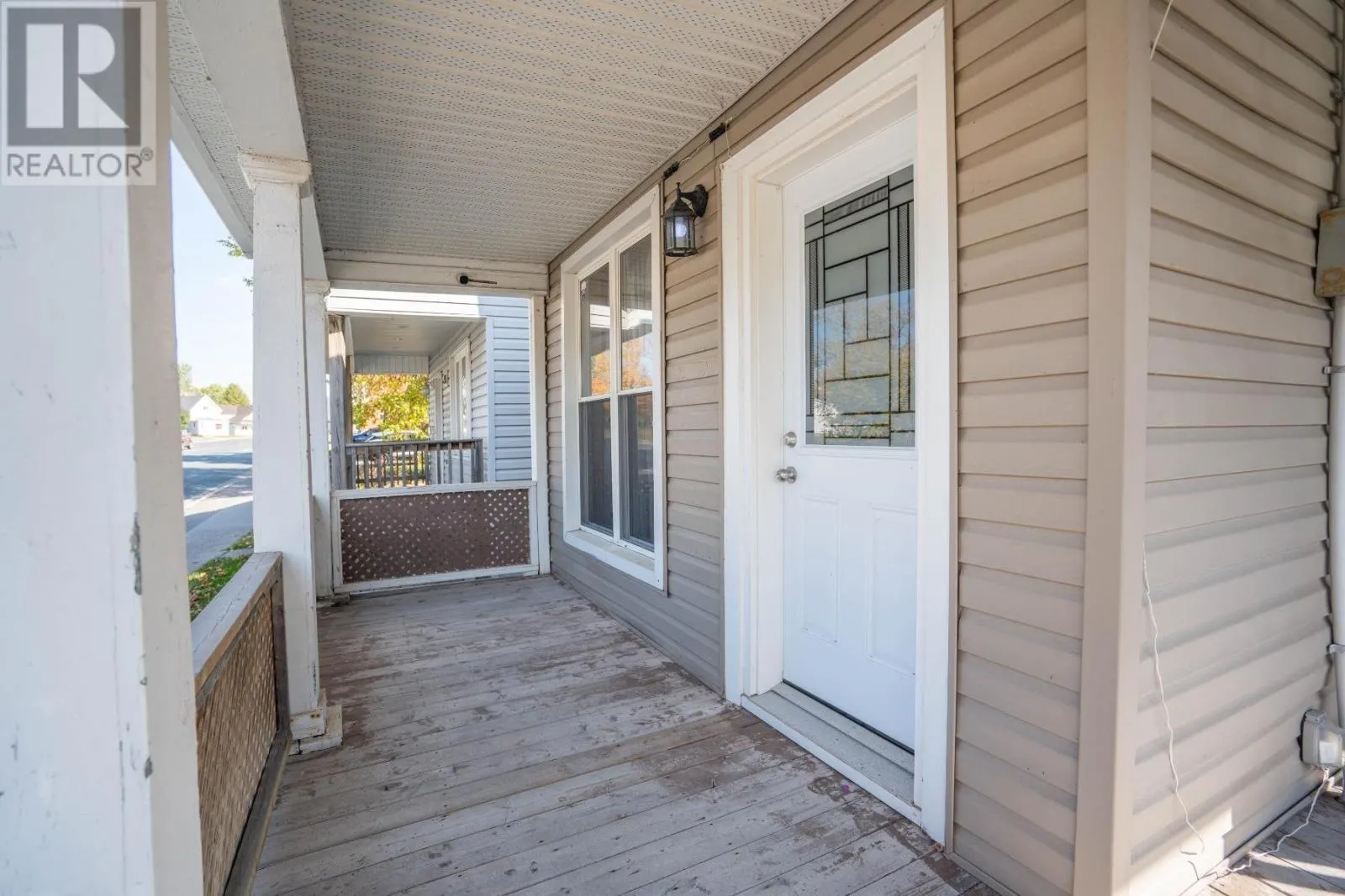 332 Bruce ST