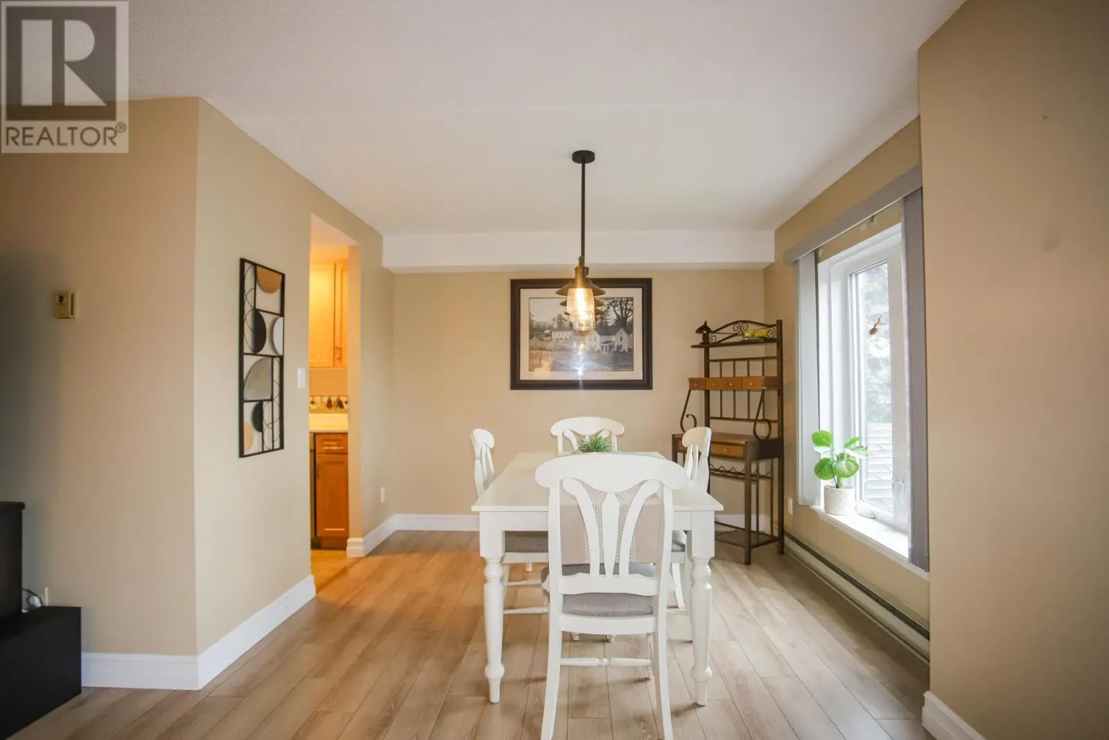 206 Breton RD # 7