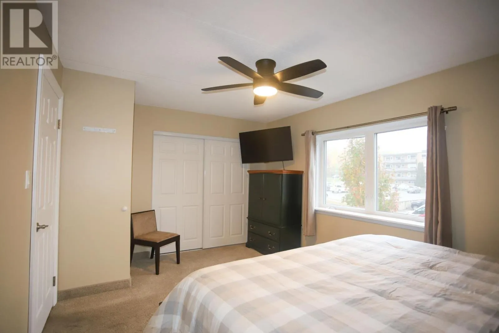 206 Breton RD # 7