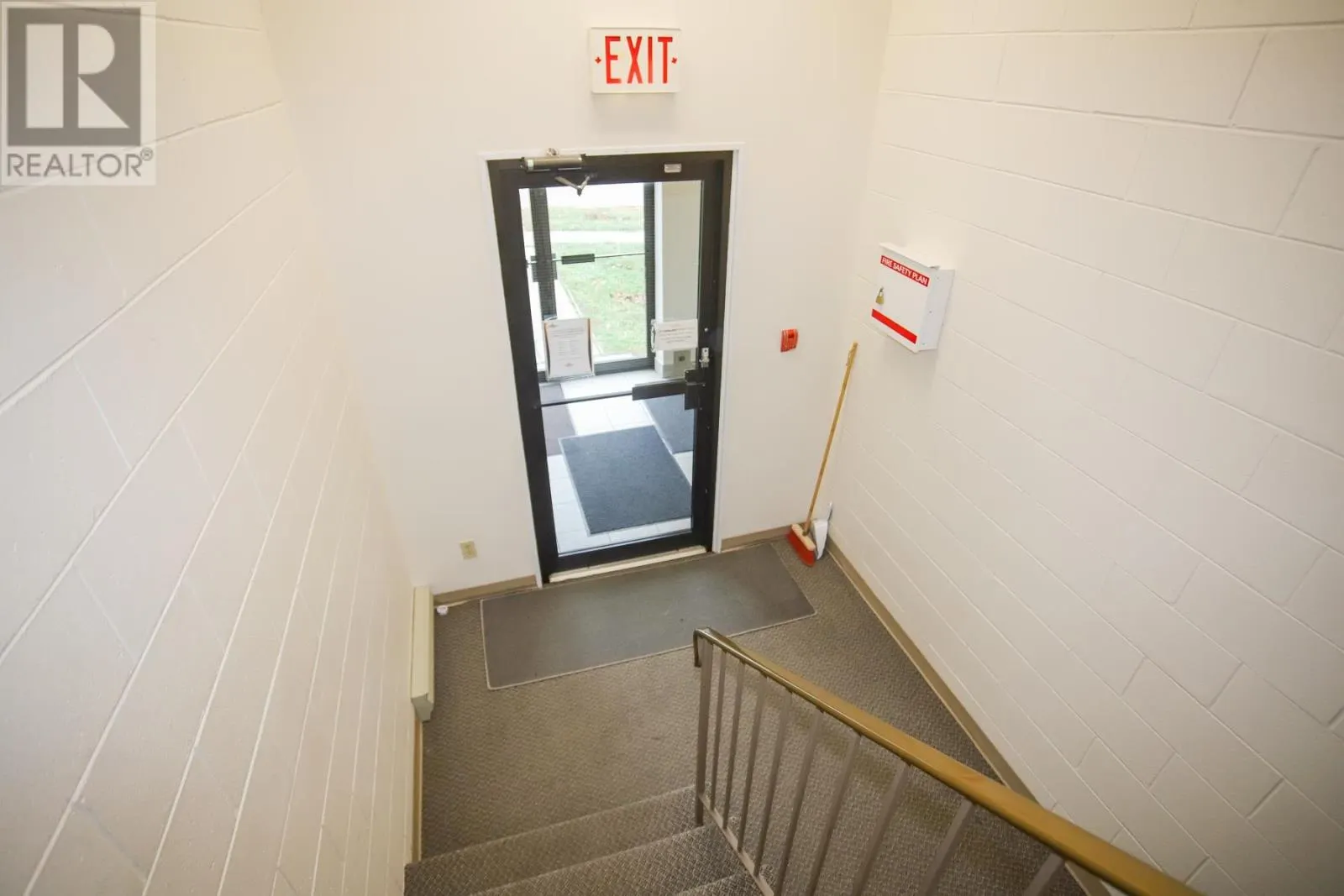 206 Breton RD # 7