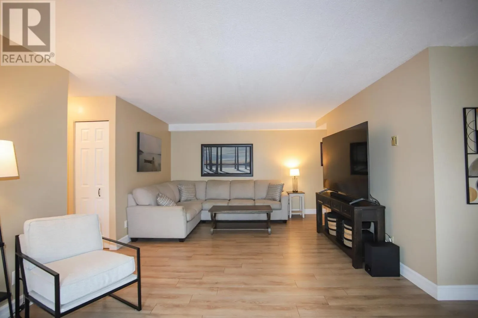 206 Breton RD # 7