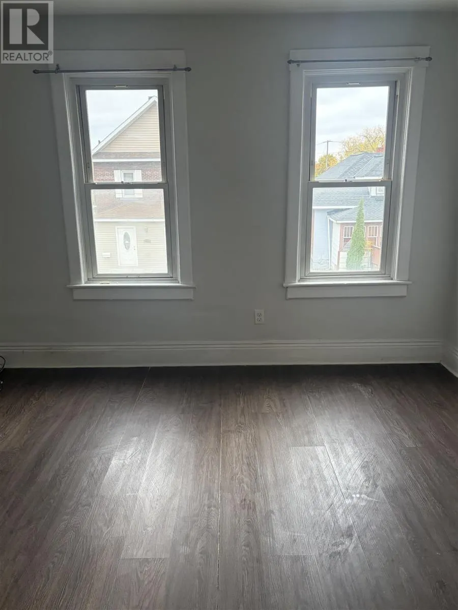 301 Beverley ST