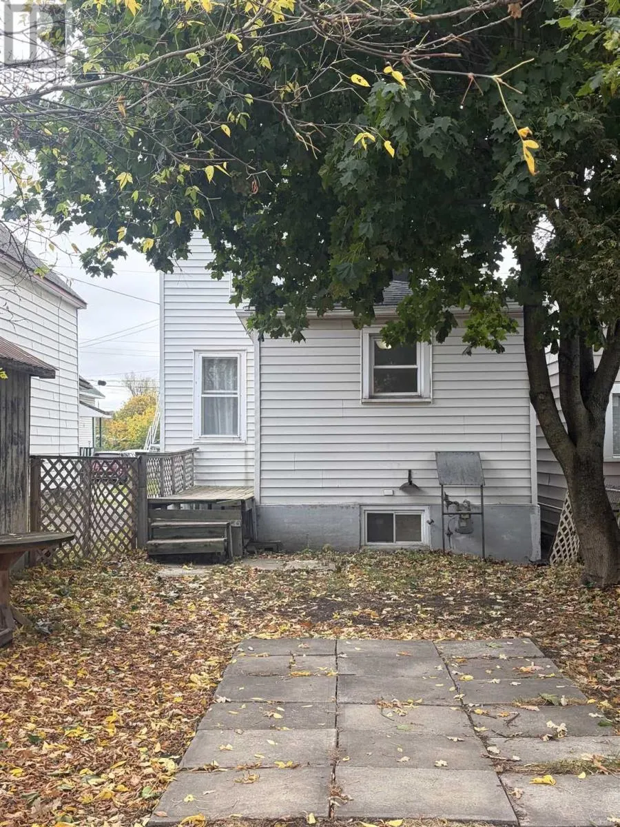 301 Beverley ST
