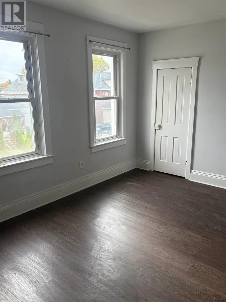 301 Beverley ST