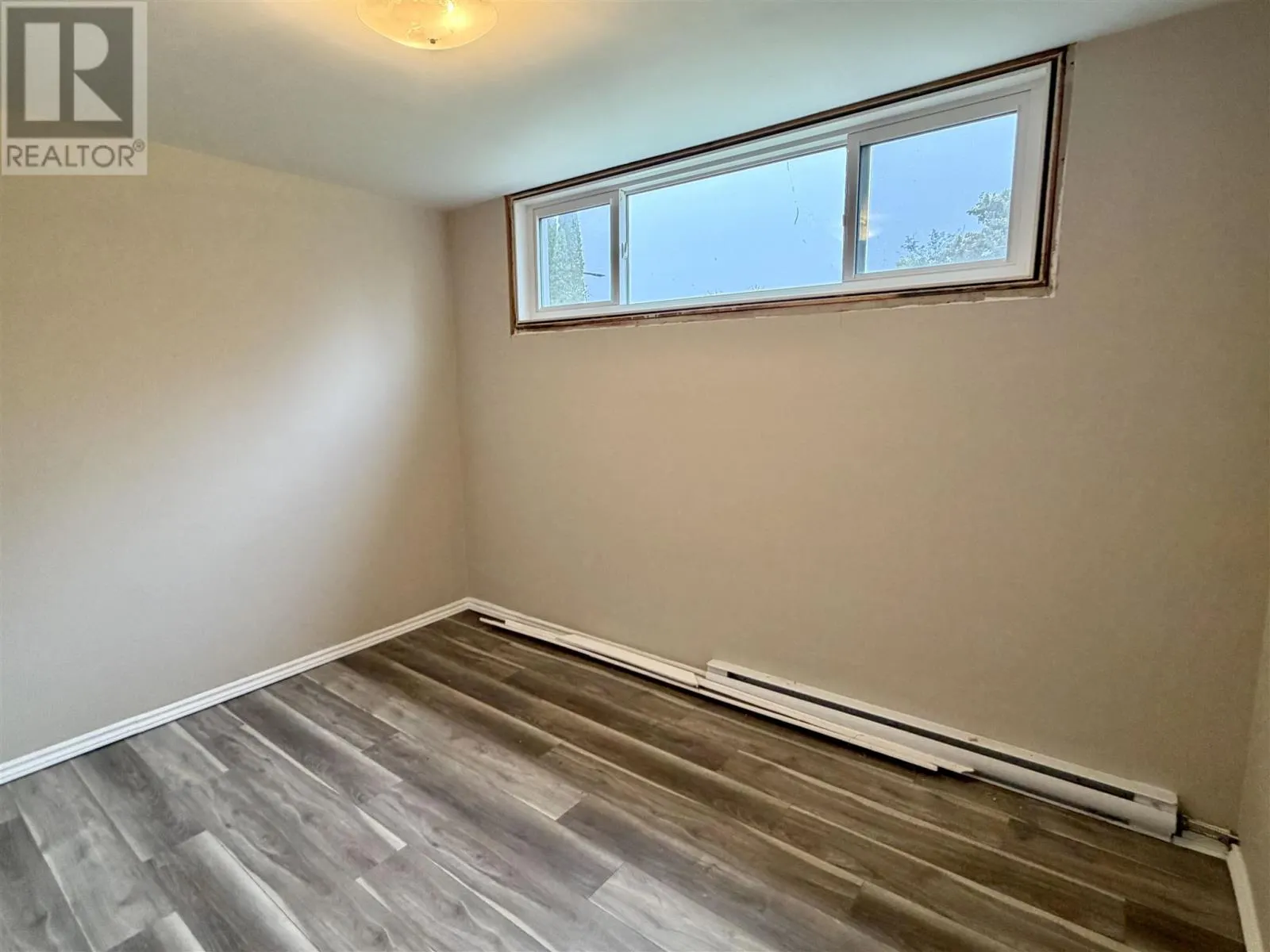 23 Mississauga AVE # 6