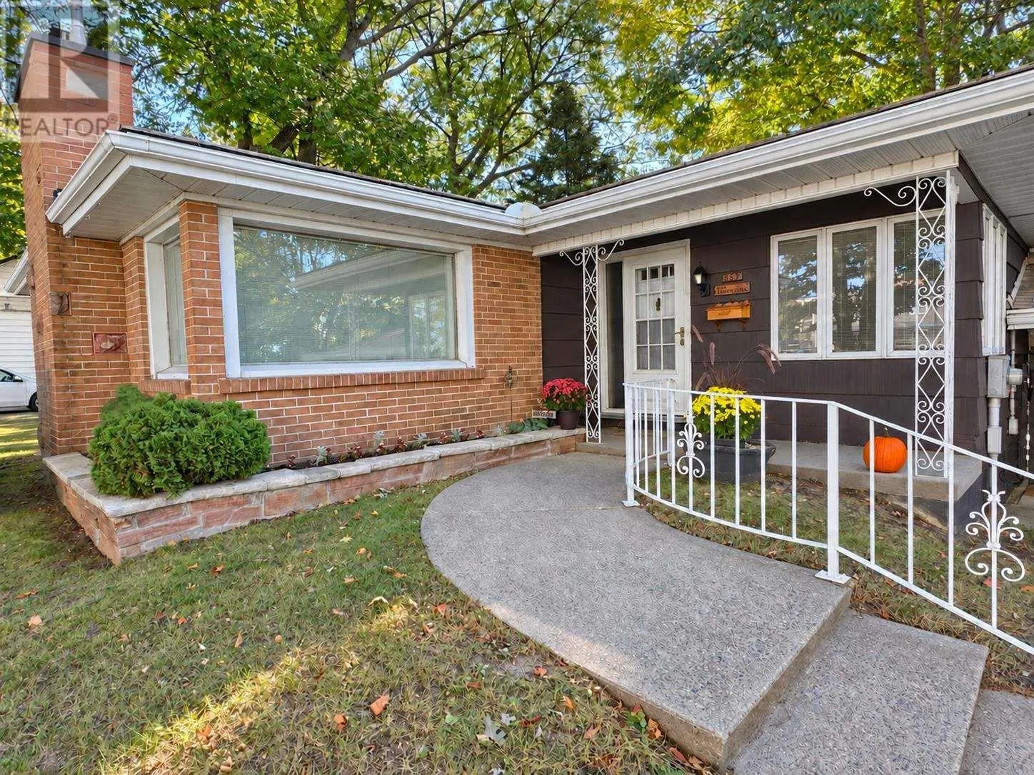 367 Northern Ave. E.