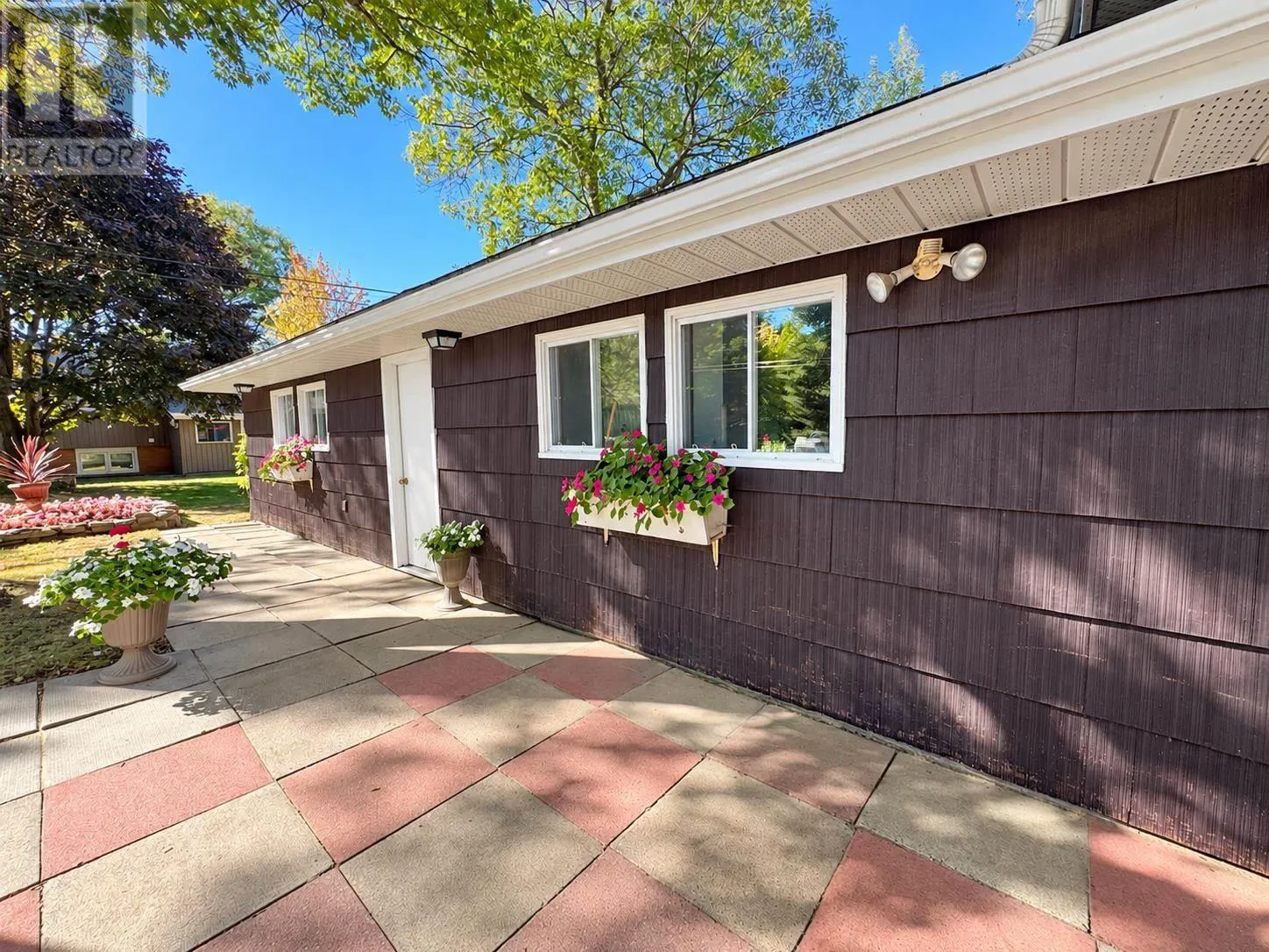 367 Northern Ave. E.