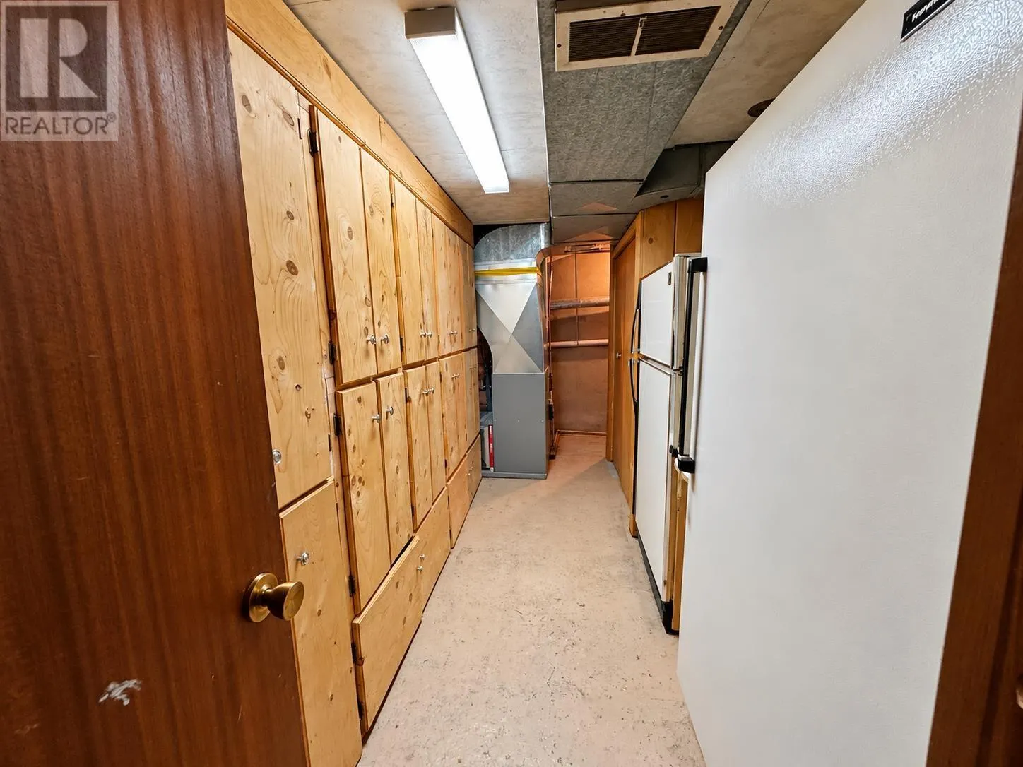 367 Northern Ave. E.