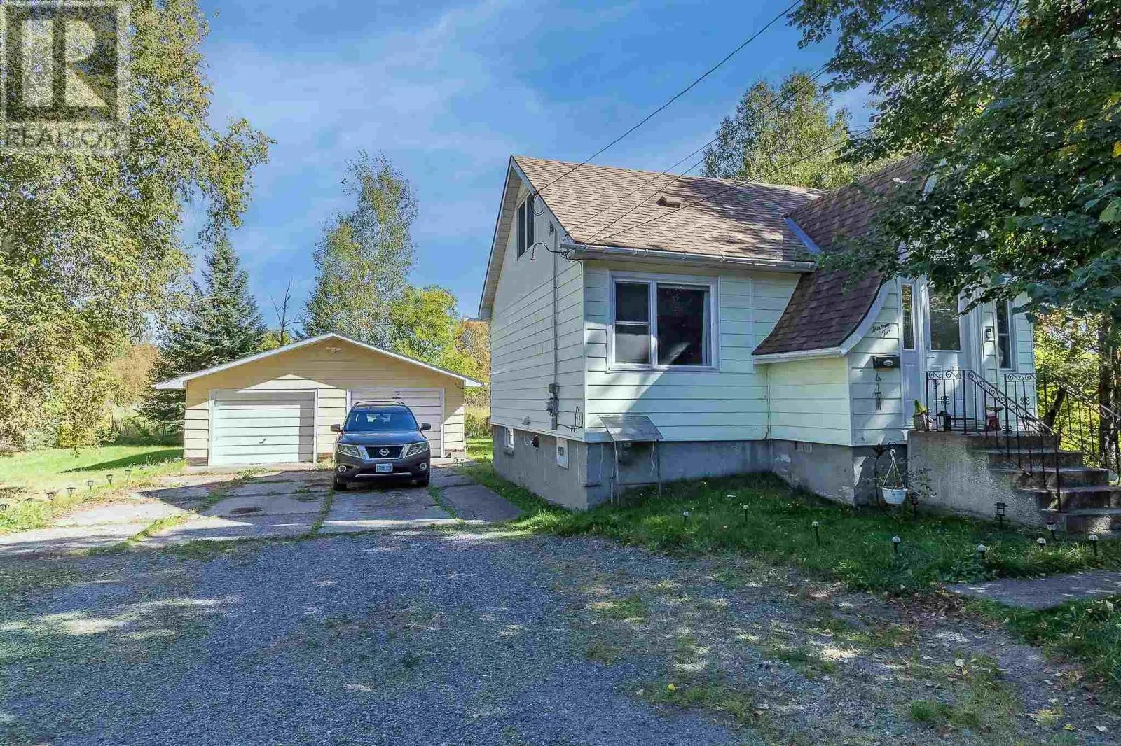 1310 Peoples RD