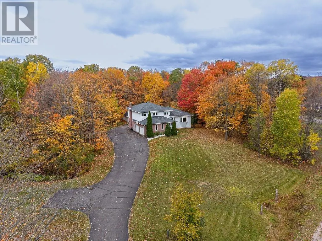 123 Palomino DR