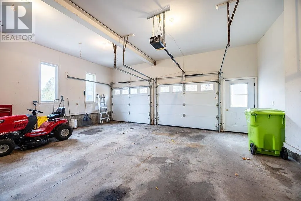 123 Palomino DR