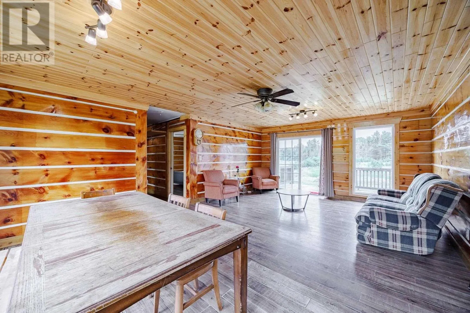 144 Walker RD