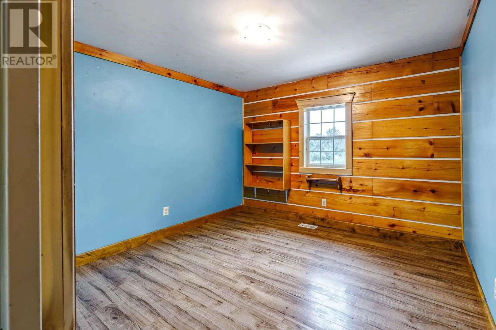 144 Walker RD