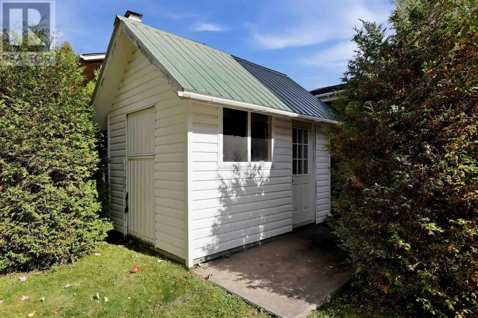 187 Country Club PL