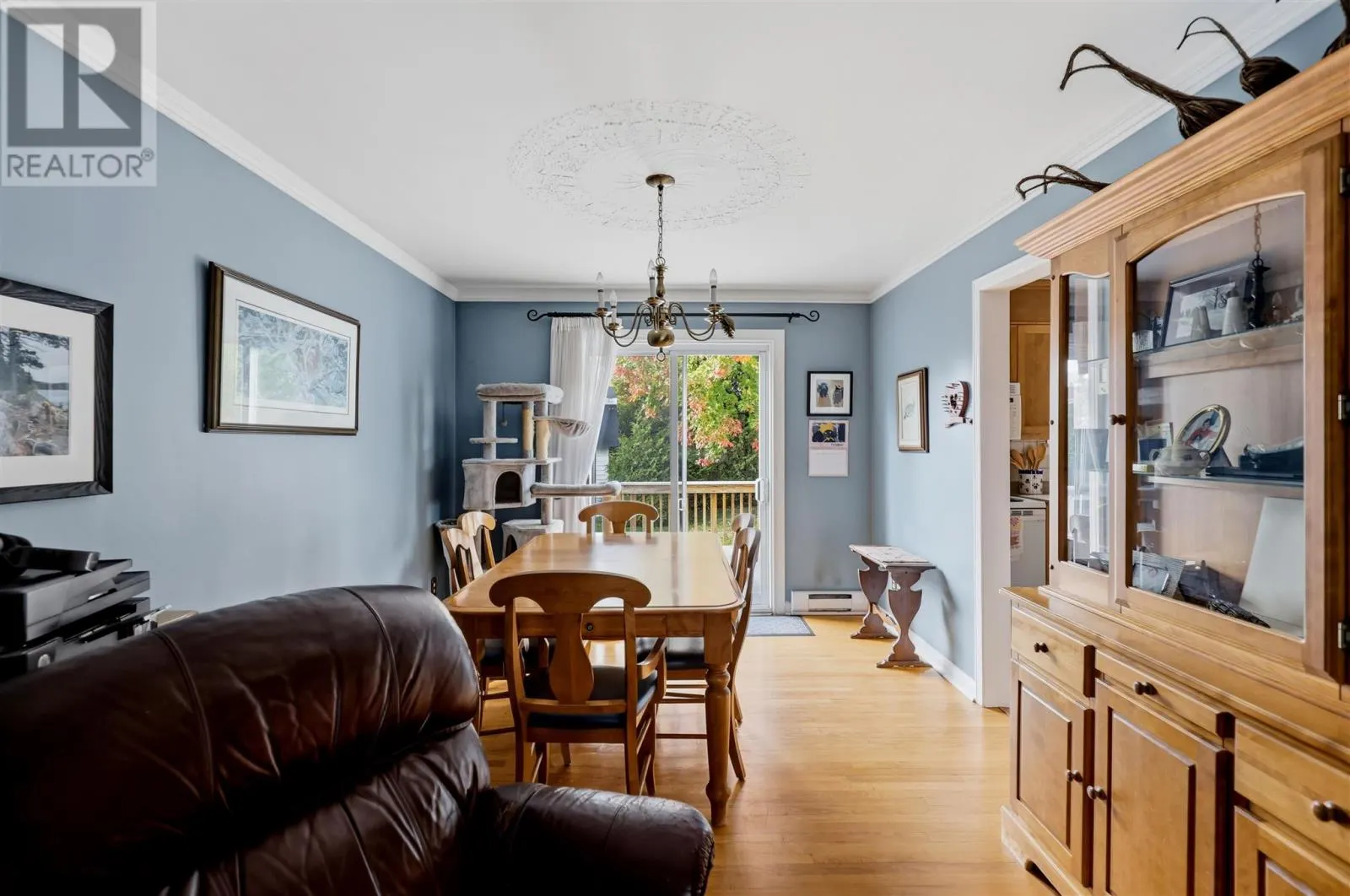 187 Country Club PL