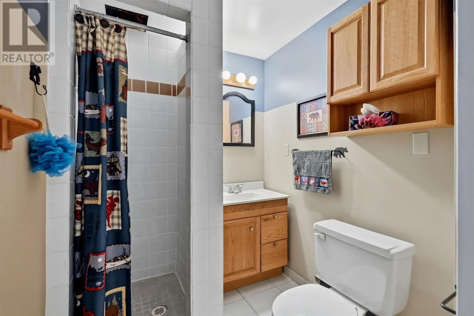 187 Country Club PL
