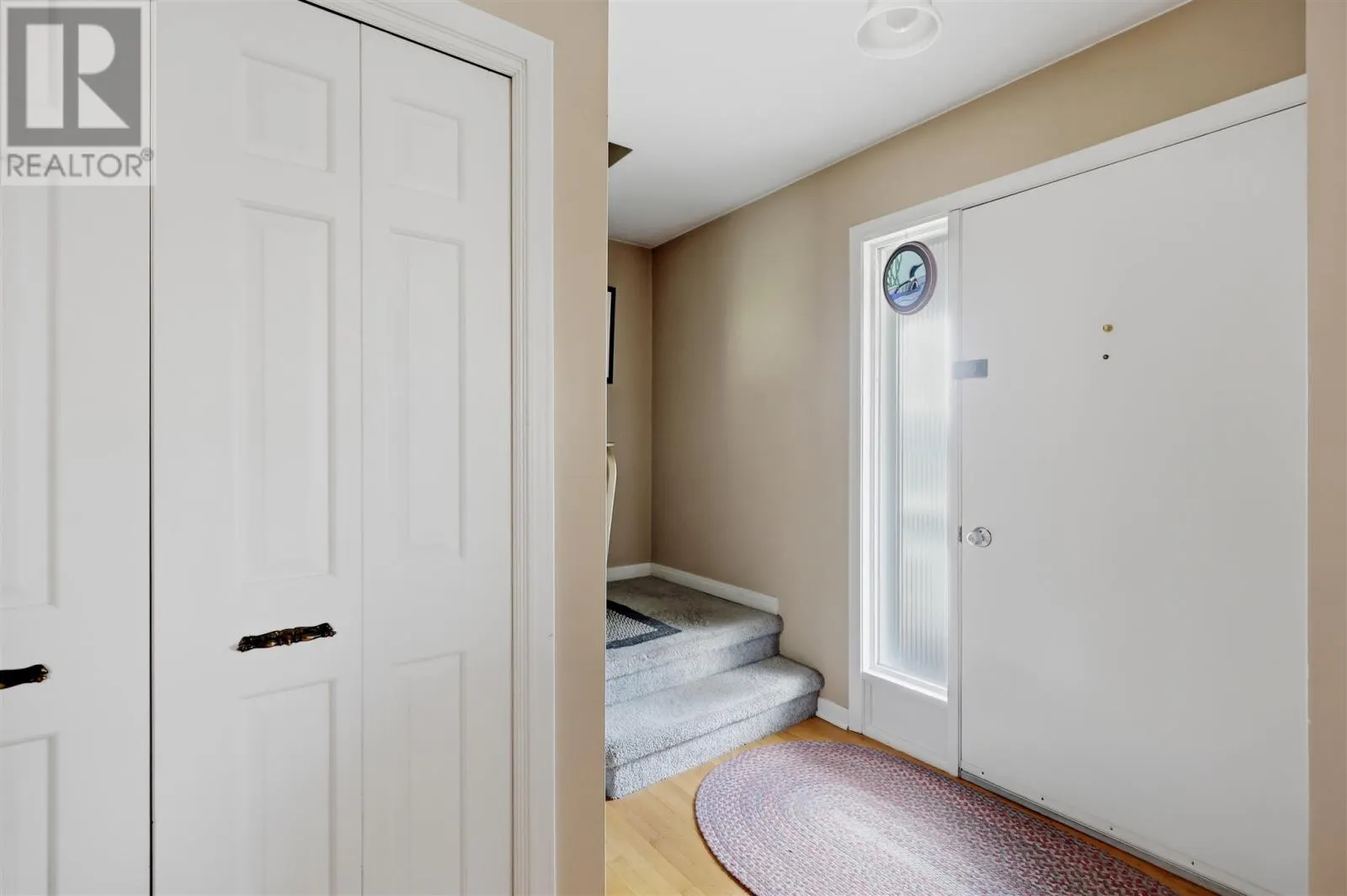 187 Country Club PL