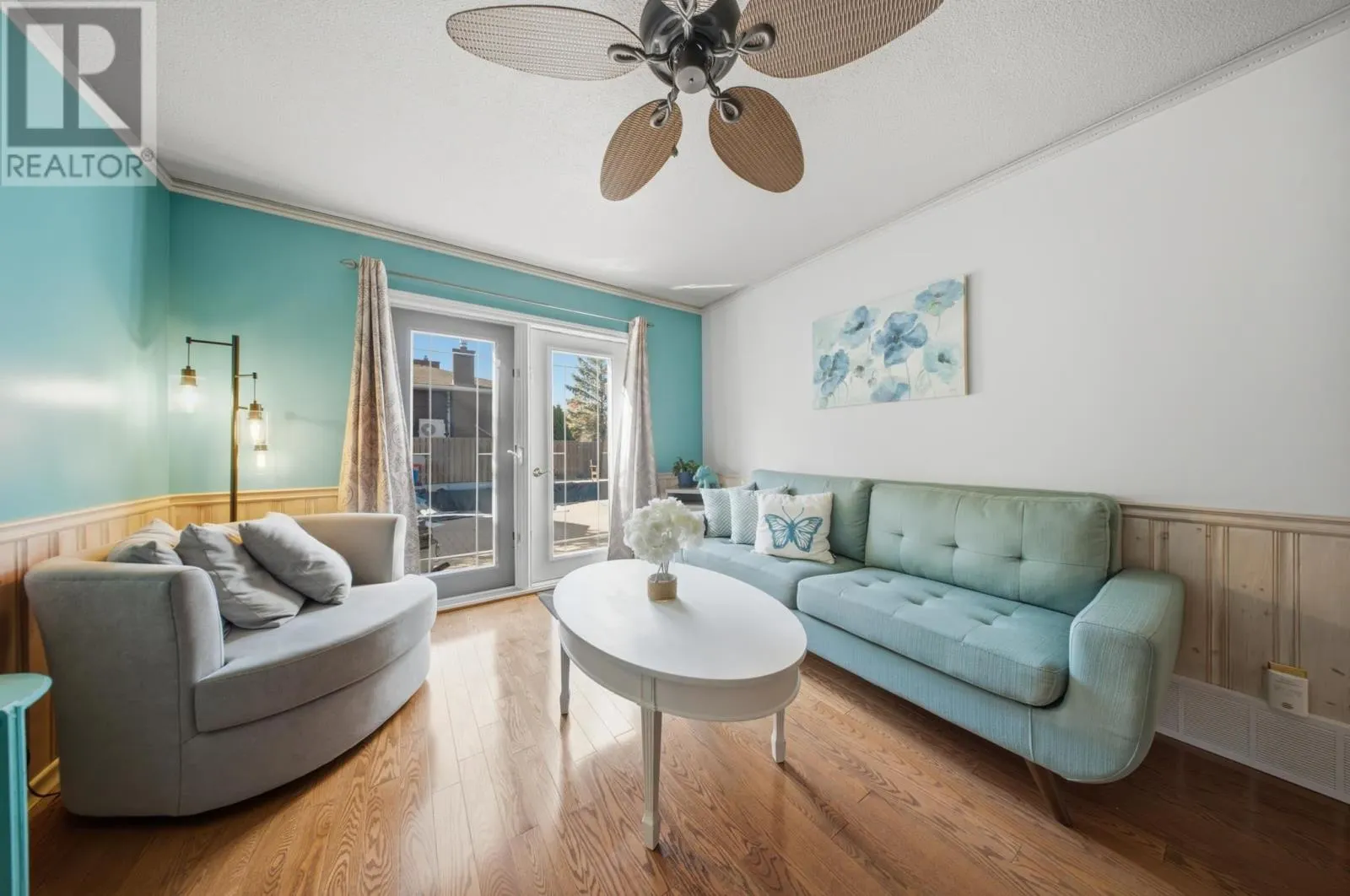 70 Country Club PL