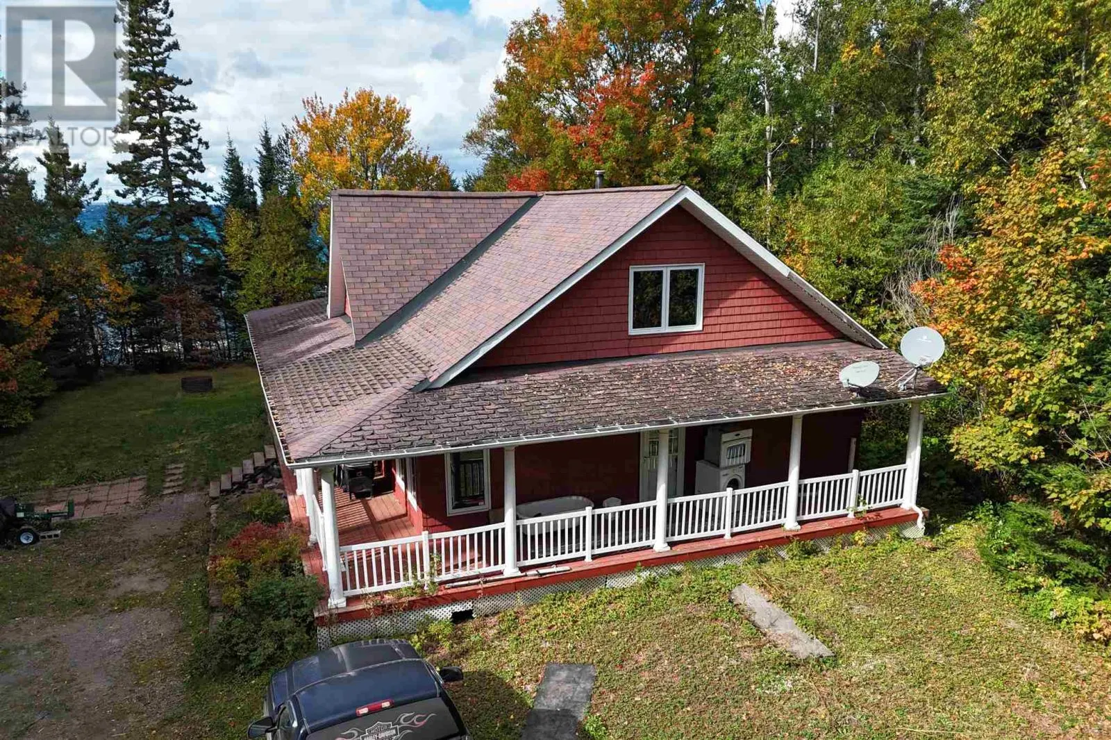 696 Lakeshore DR S|Dennis Township
