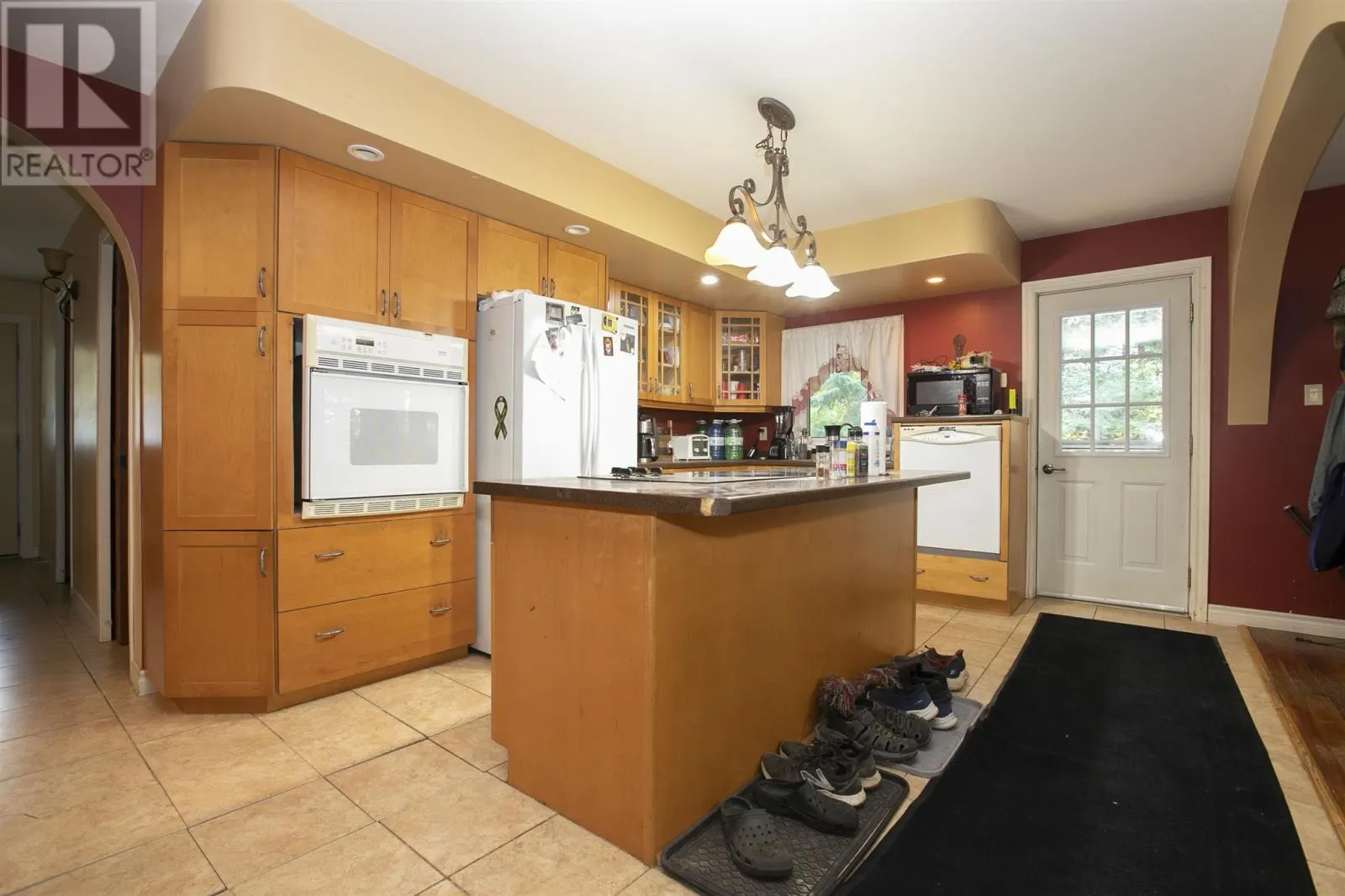 696 Lakeshore DR S|Dennis Township
