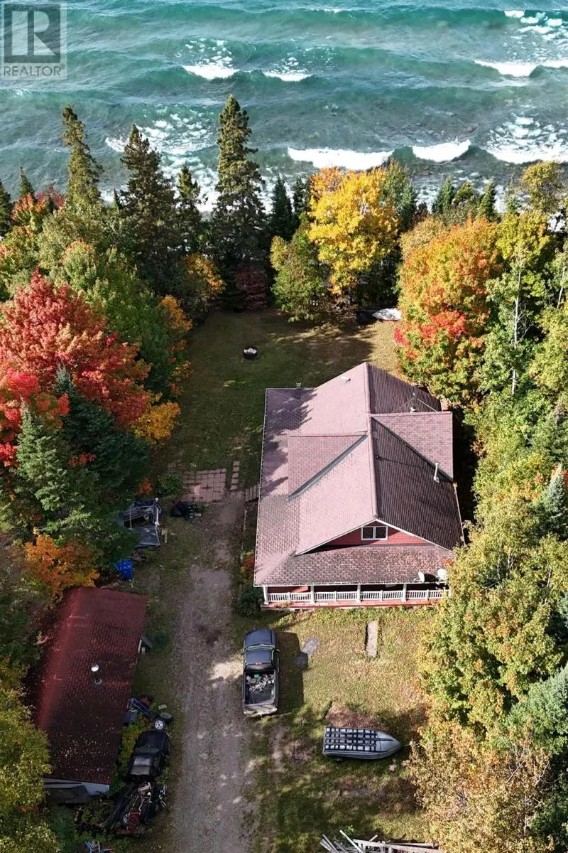 696 Lakeshore DR S|Dennis Township