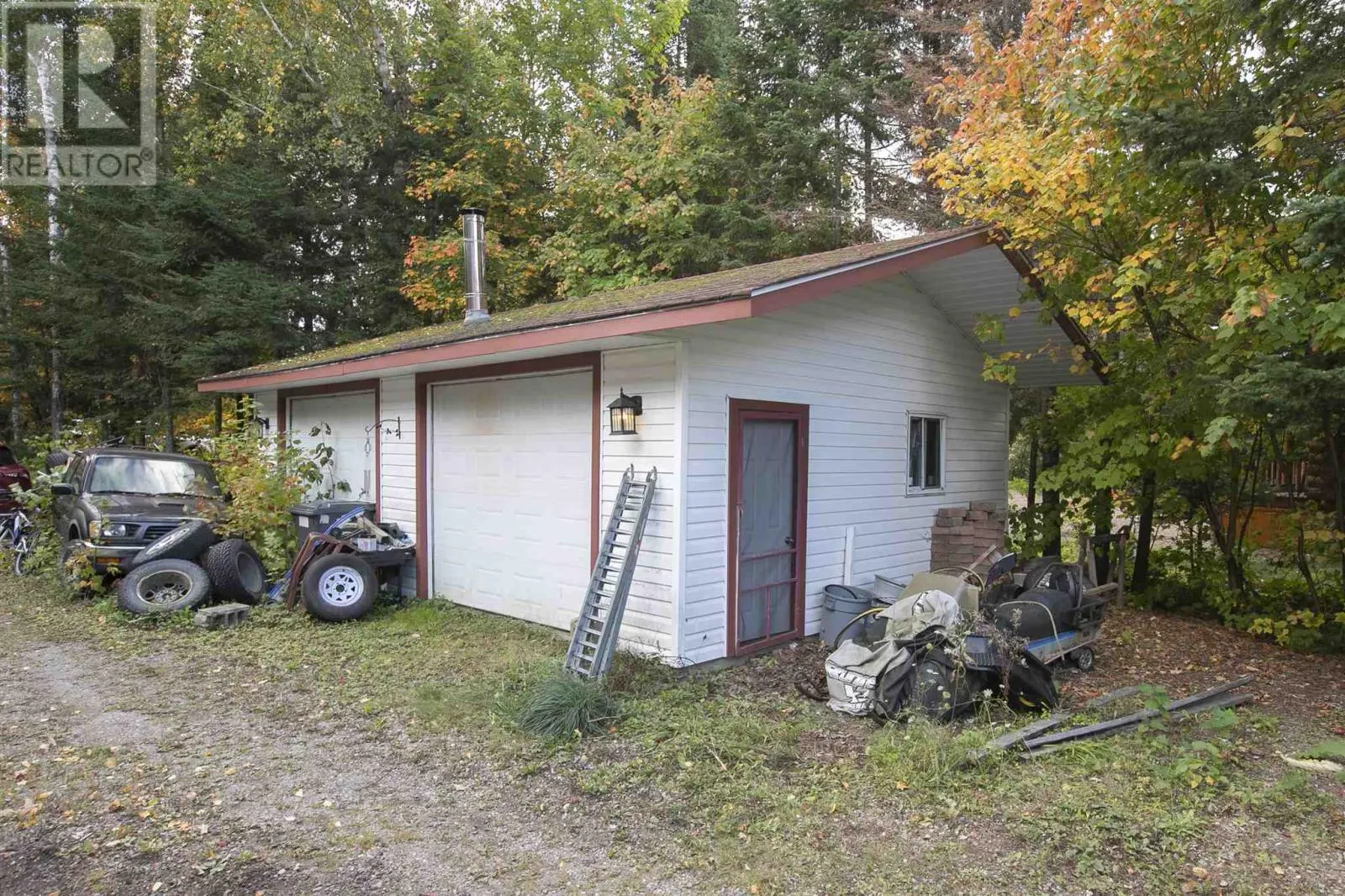 696 Lakeshore DR S|Dennis Township