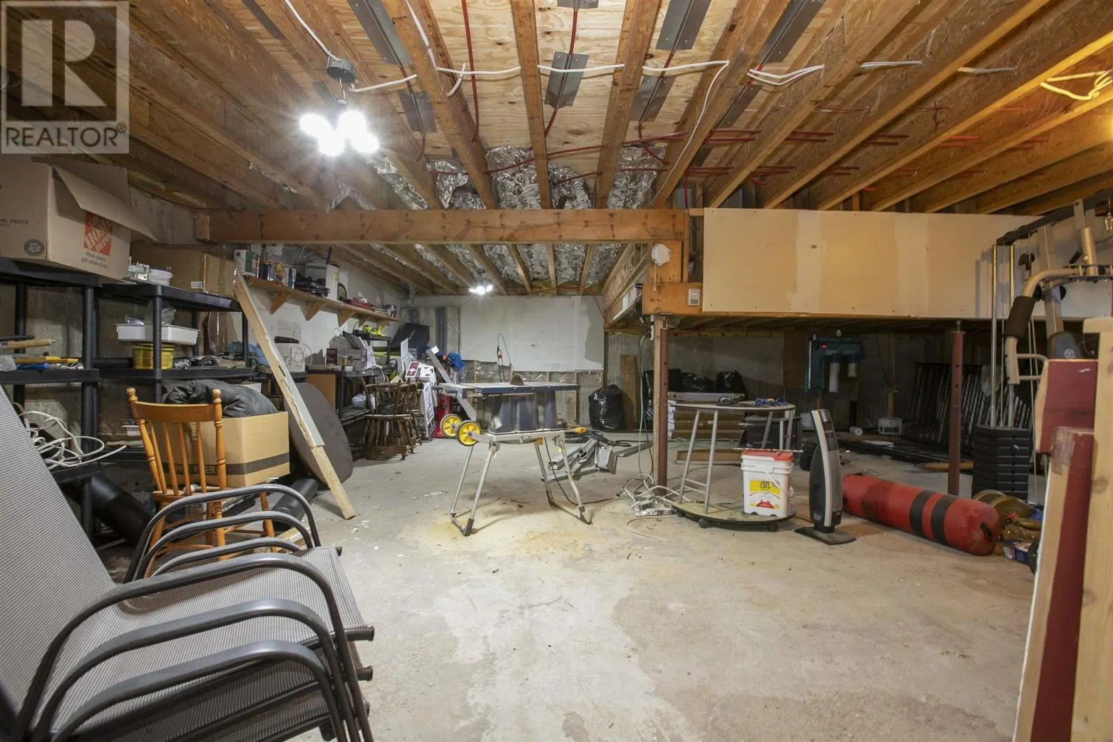 696 Lakeshore DR S|Dennis Township