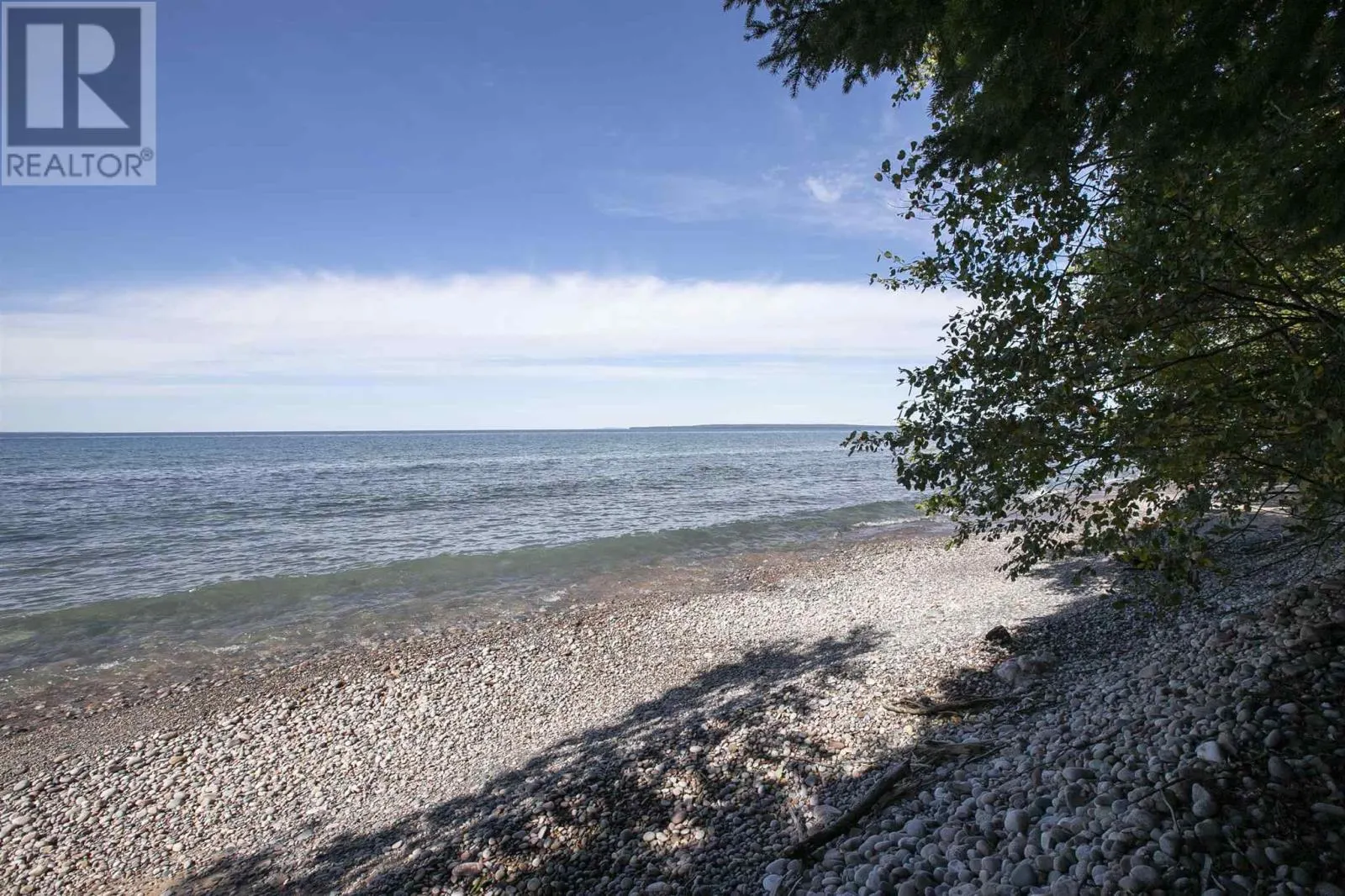696 Lakeshore DR S|Dennis Township