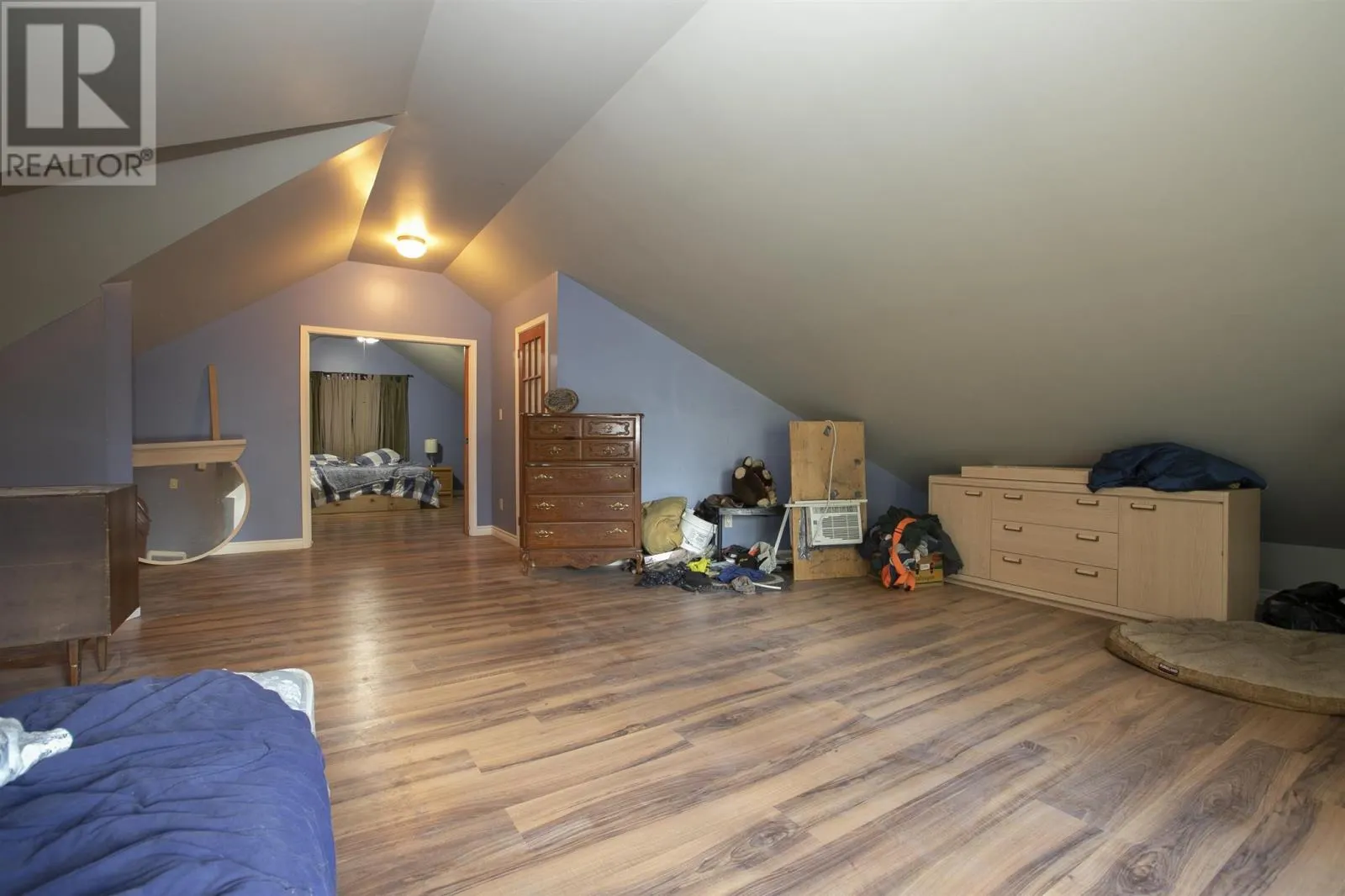 696 Lakeshore DR S|Dennis Township