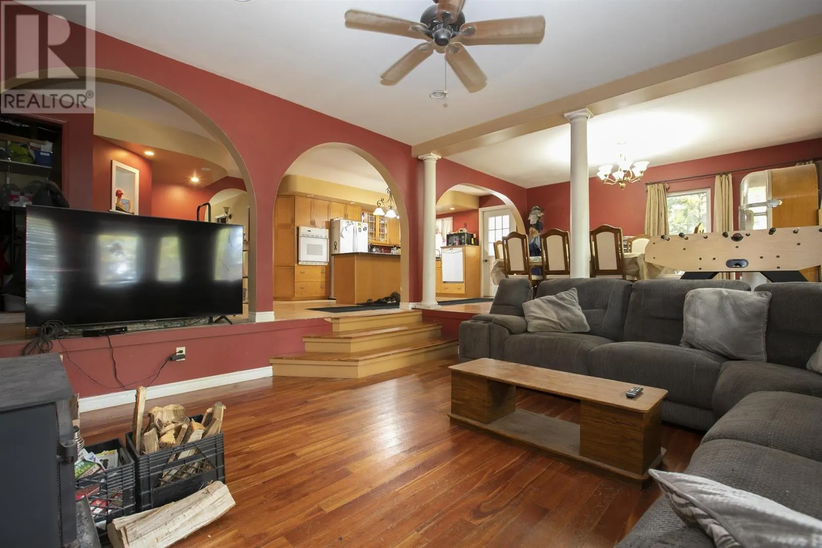 696 Lakeshore DR S|Dennis Township