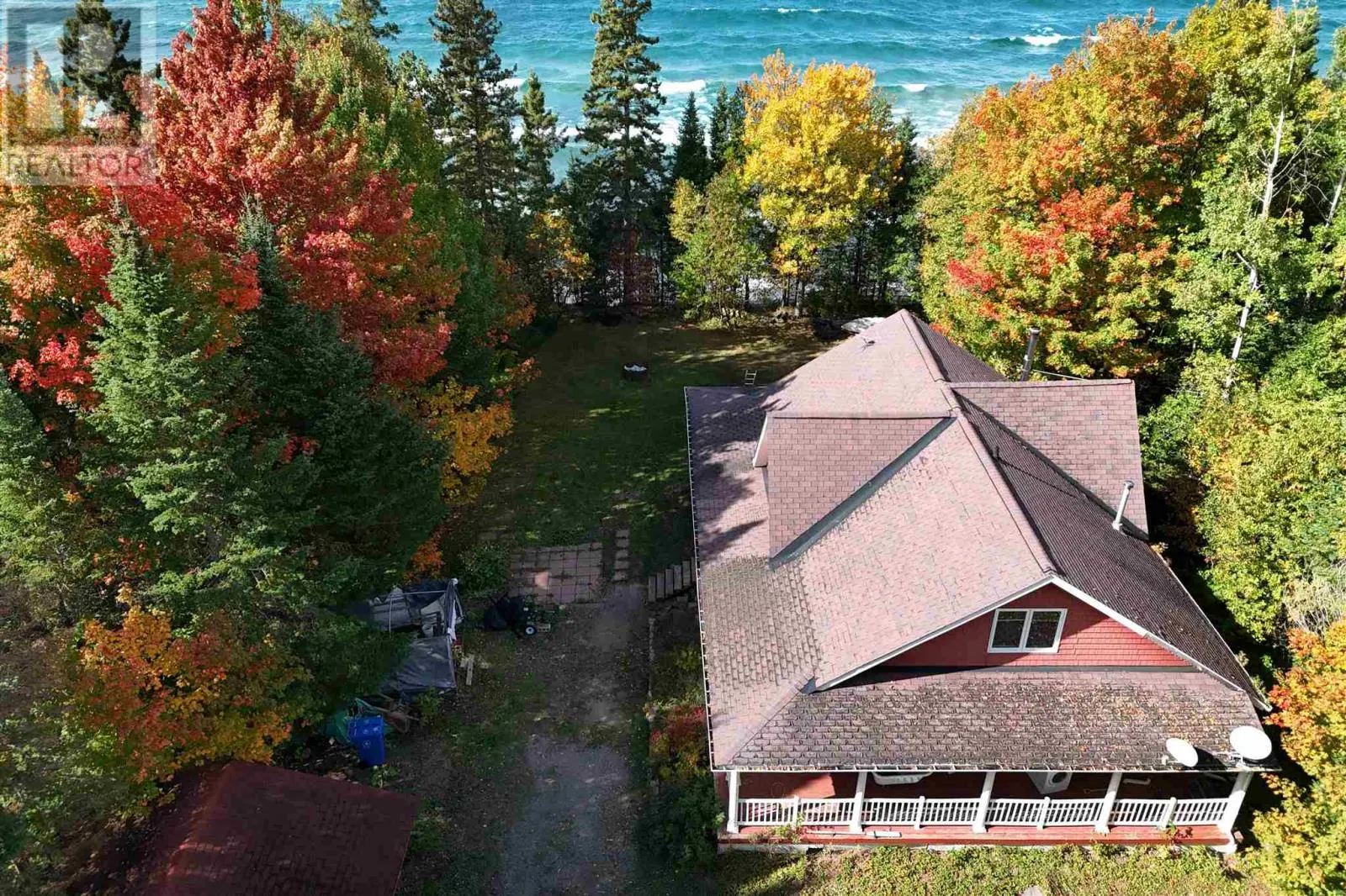696 Lakeshore DR S|Dennis Township