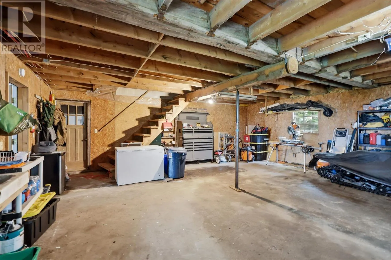 15 Dominion Park DR