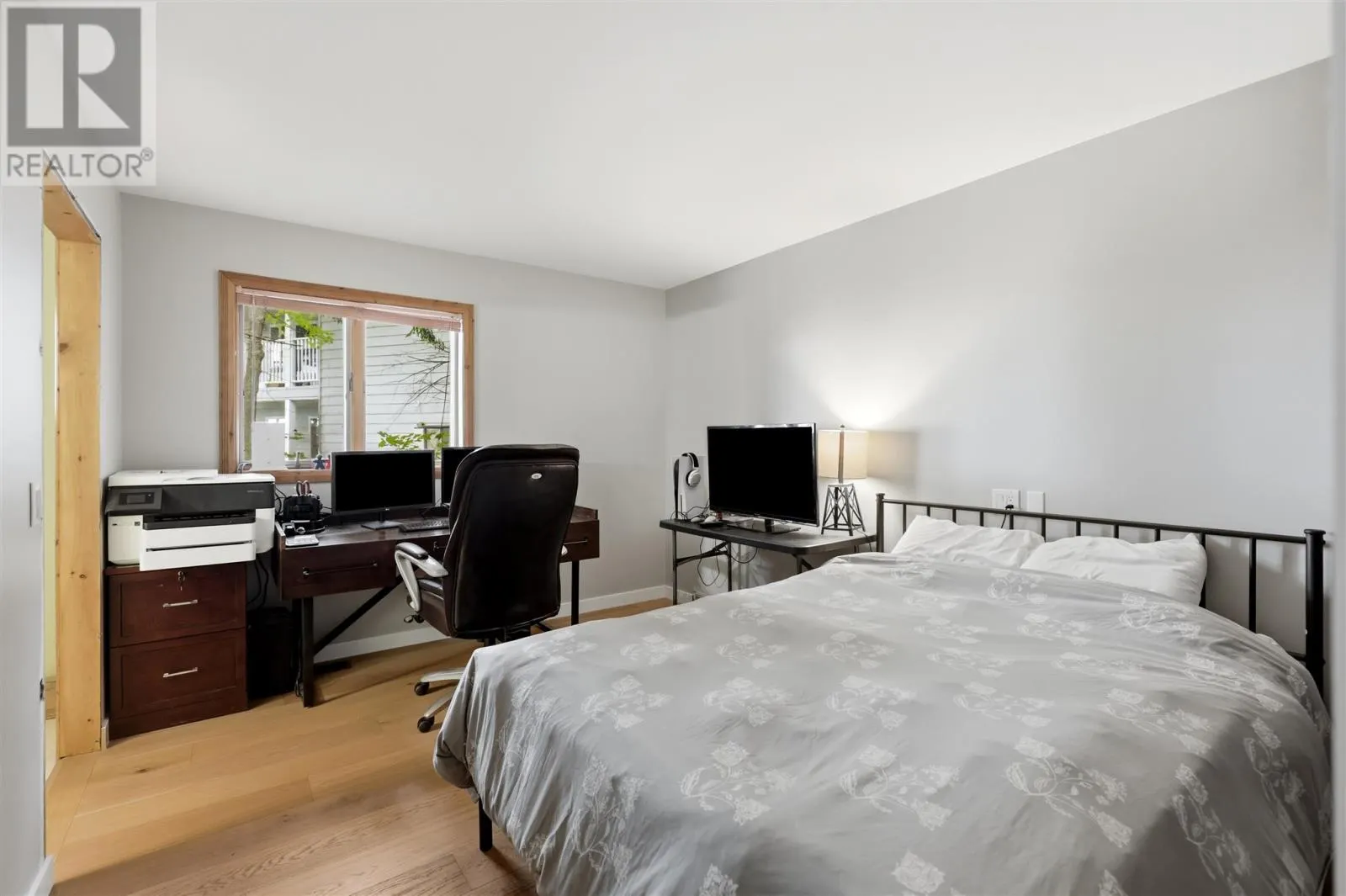 15 Dominion Park DR