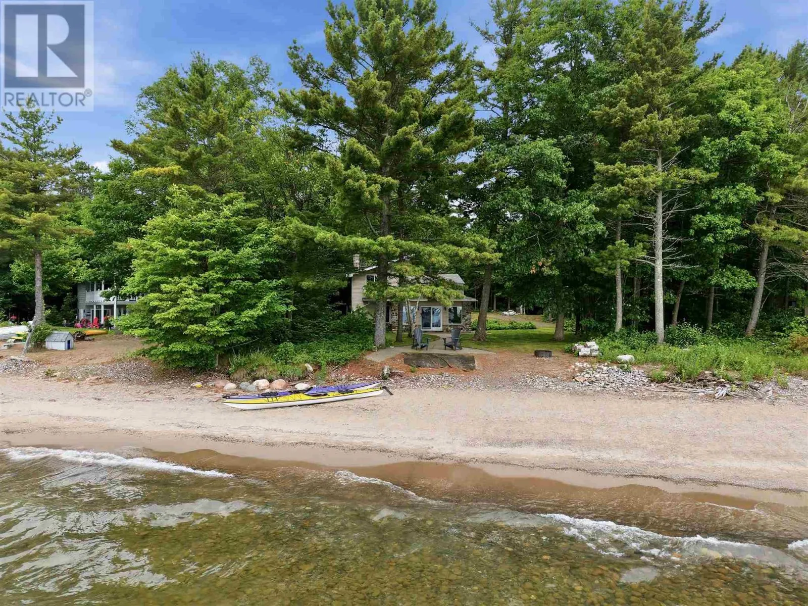 15 Dominion Park DR
