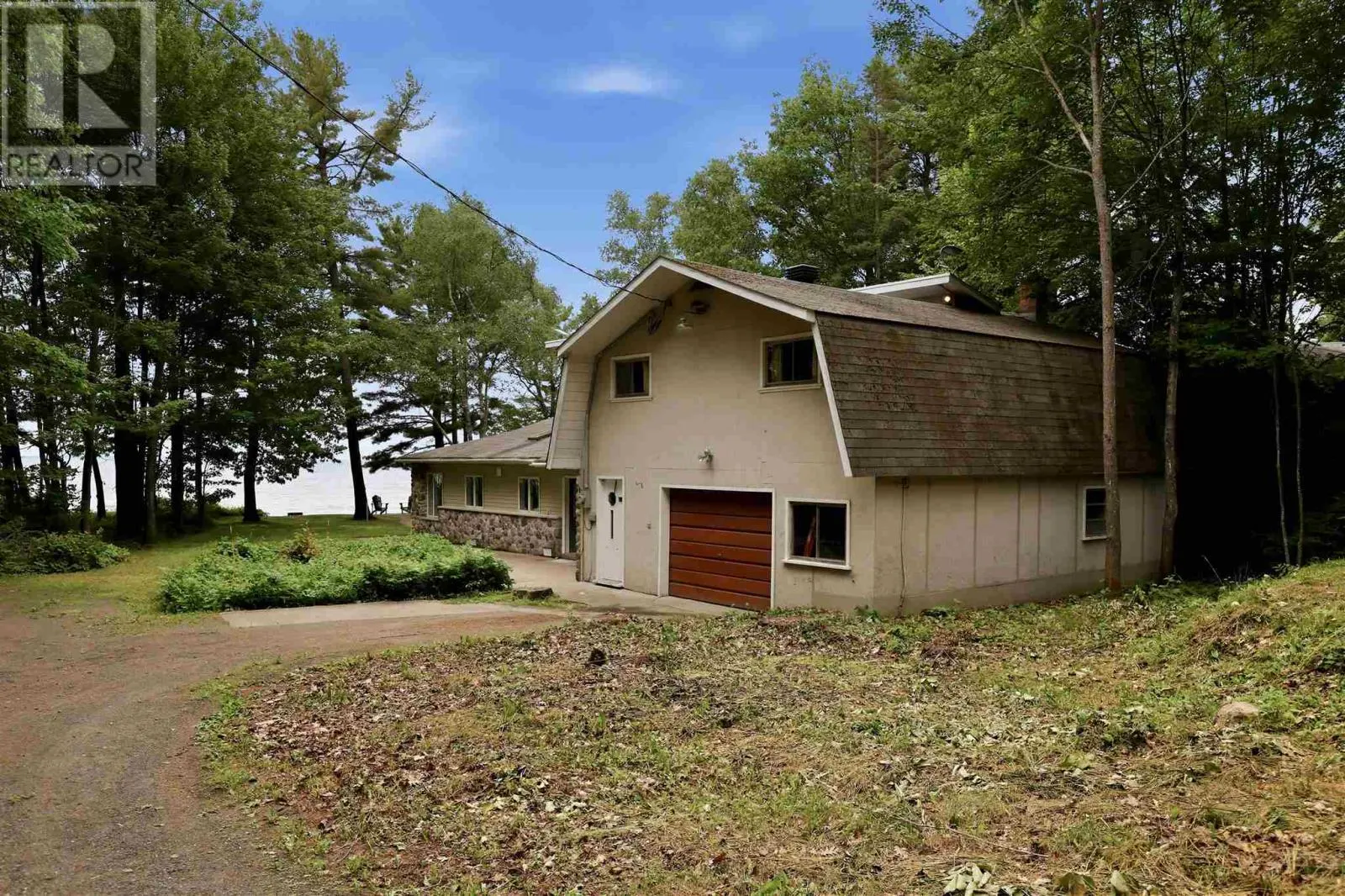 15 Dominion Park DR