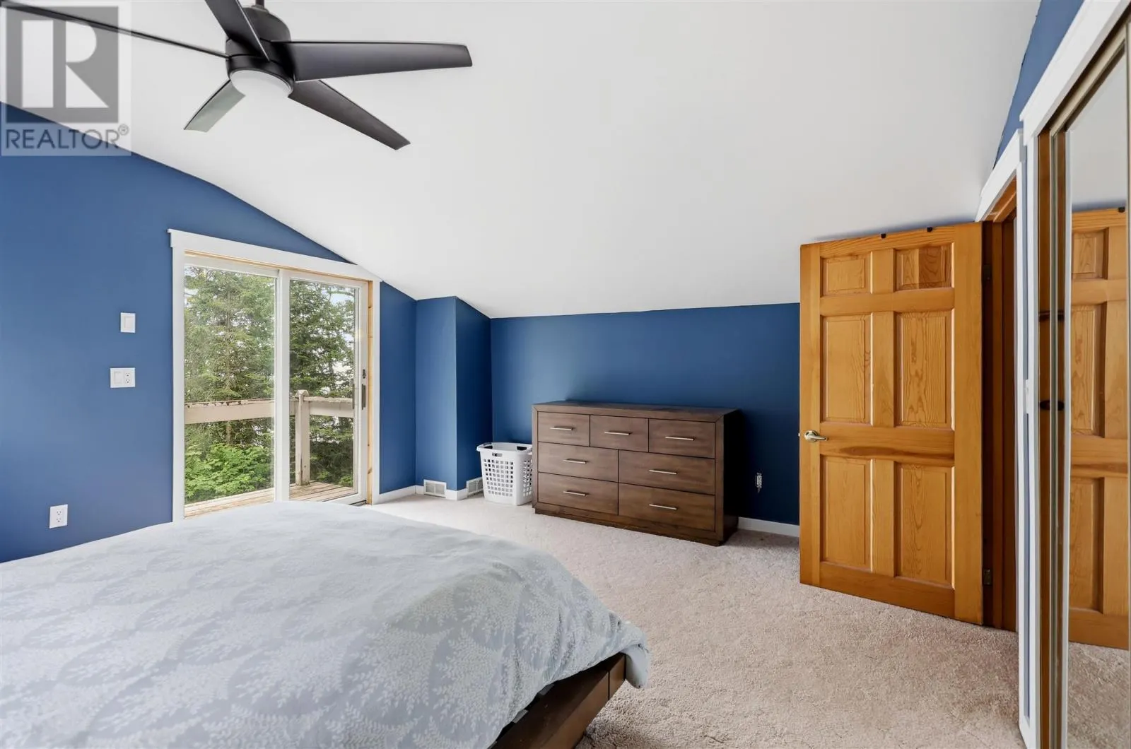15 Dominion Park DR