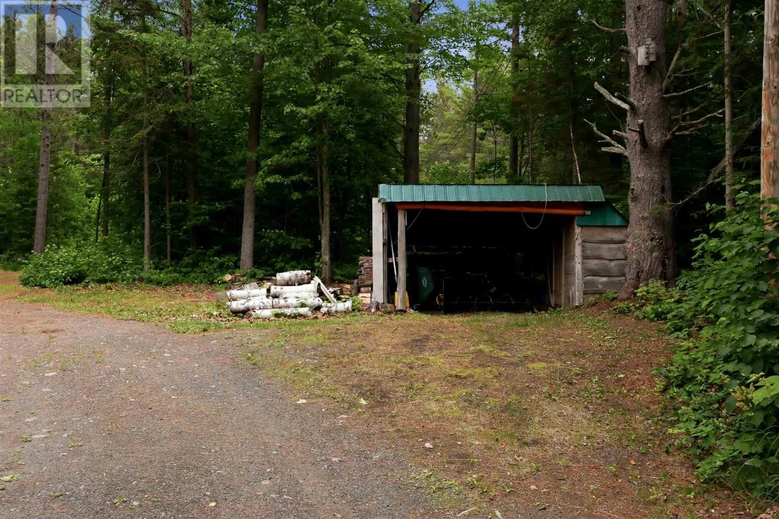 15 Dominion Park DR