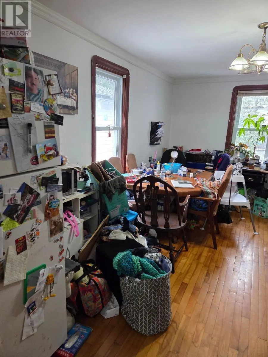 63 Trelawne AVE