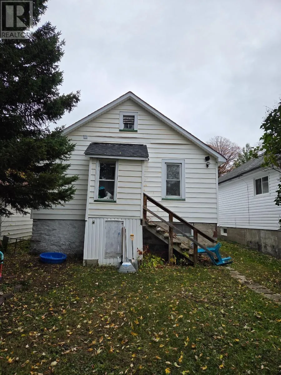 63 Trelawne AVE
