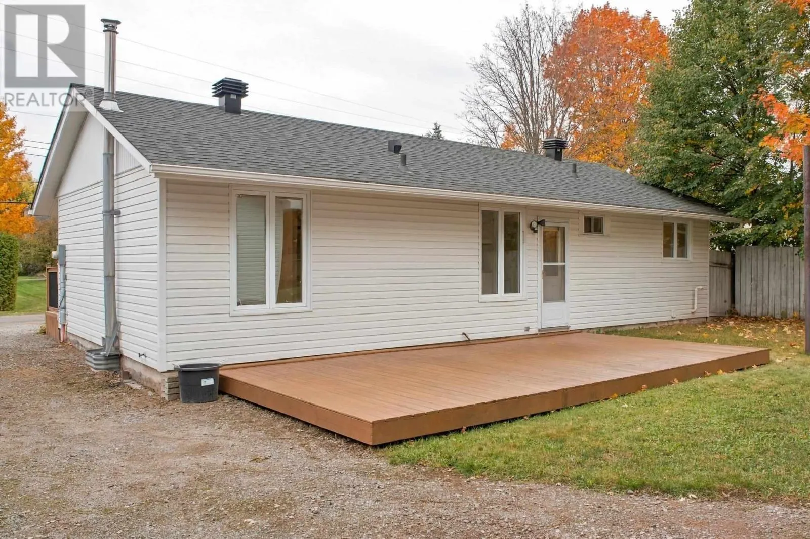 82 River RD
