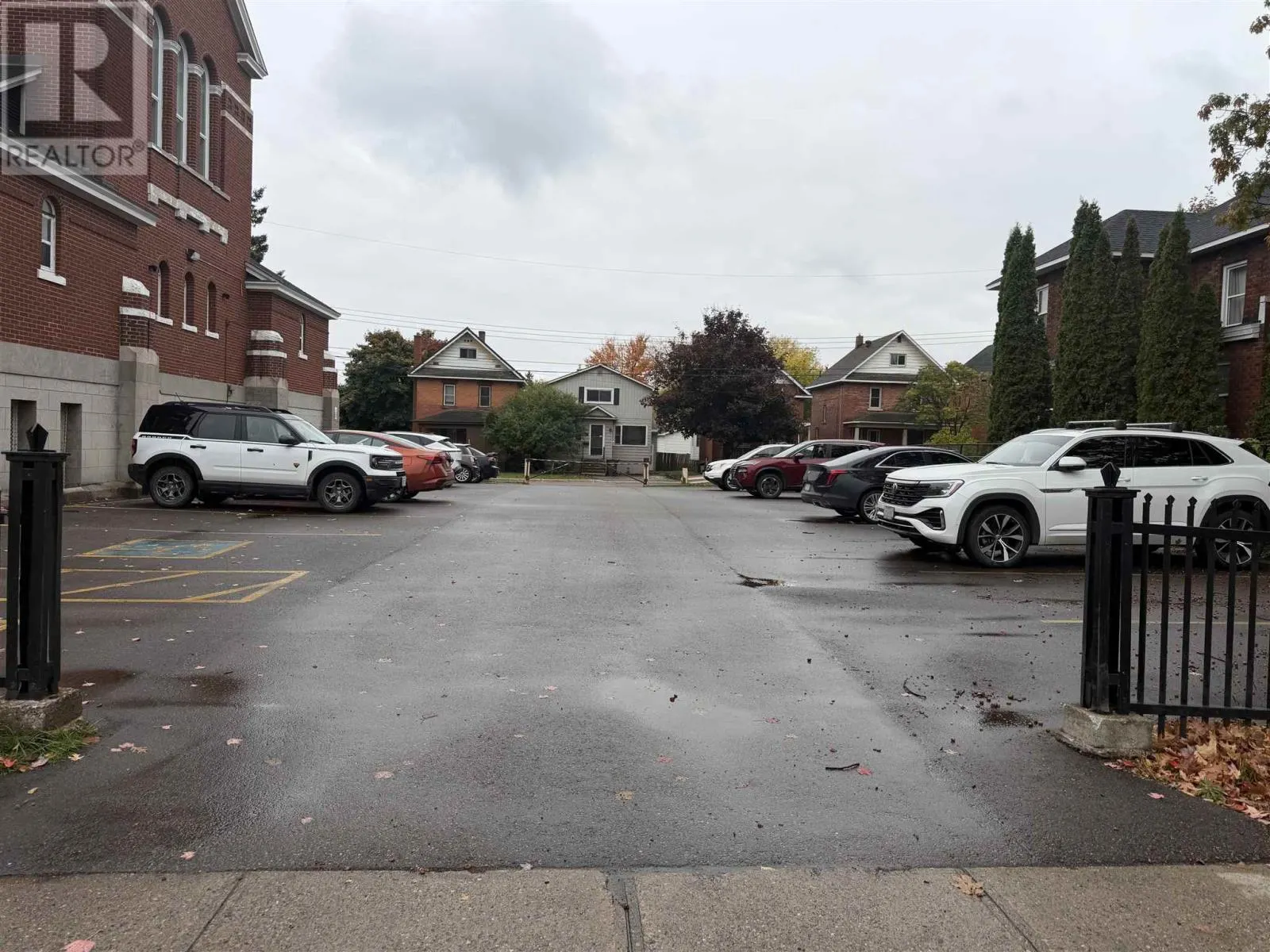 267 Cathcart ST # B1
