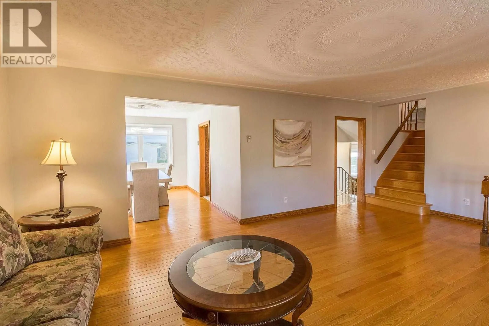 30 Highcrest ST