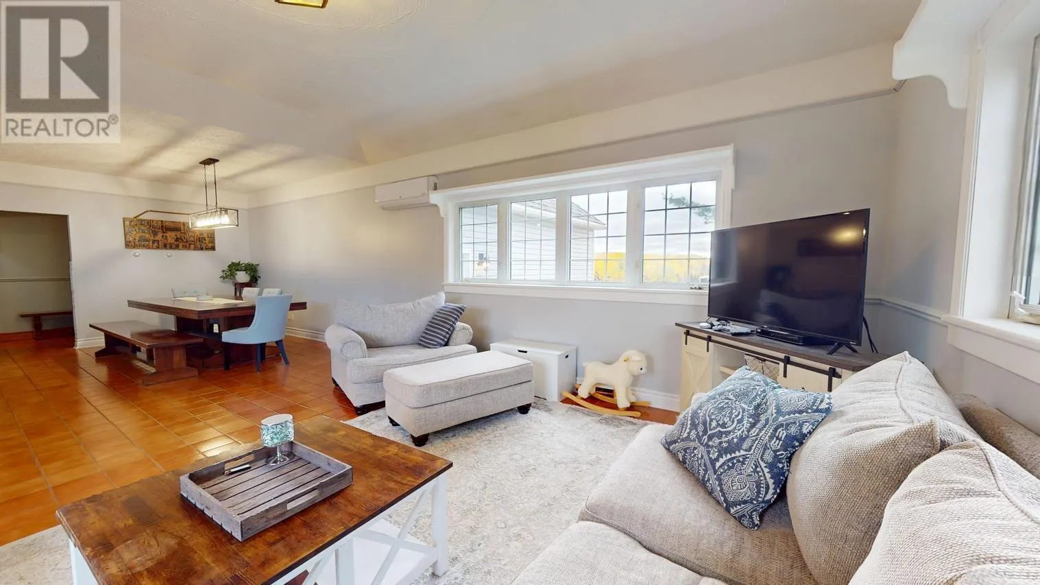 215 Old Mill Beach RD